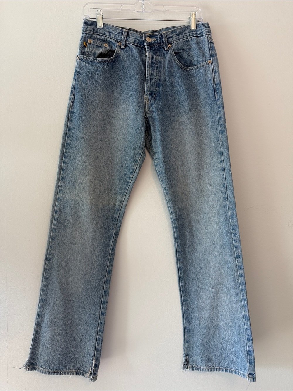 Blue Asphalt Men's Straight-Leg Jeans in Mid Wash Blue